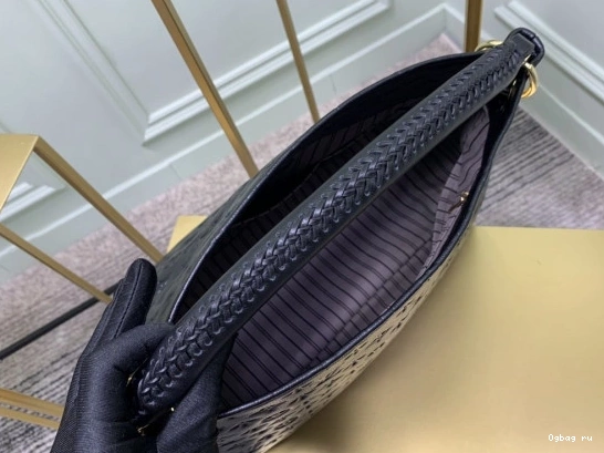 LOUIS ARTSY VUITTON 0720